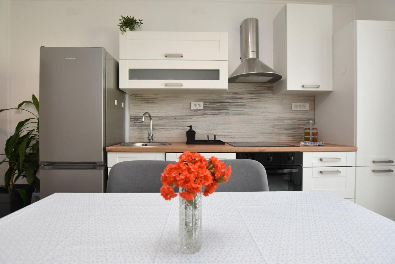 Apartments Dragica Primošten المظهر الخارجي الصورة