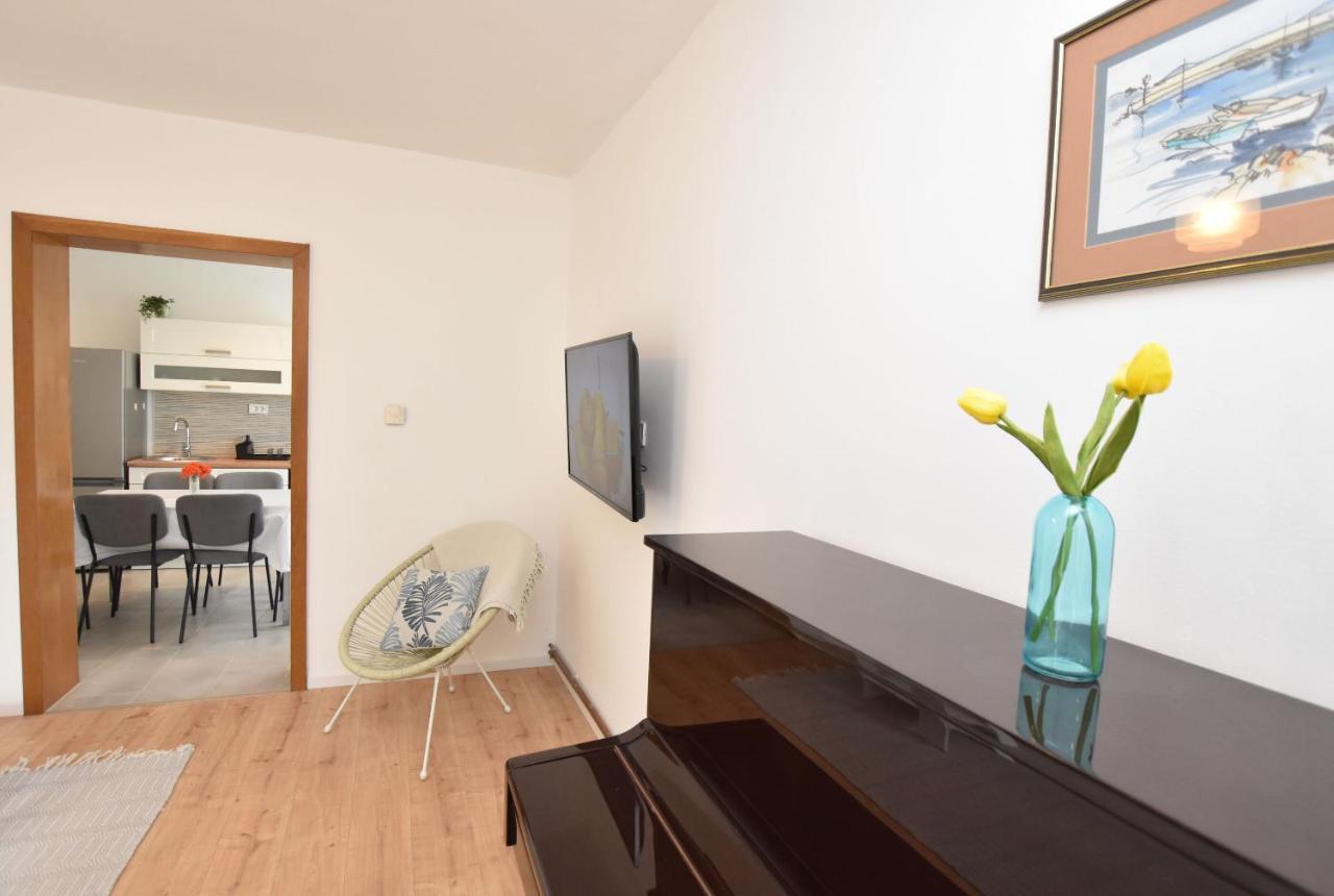 Apartments Dragica Primošten المظهر الخارجي الصورة