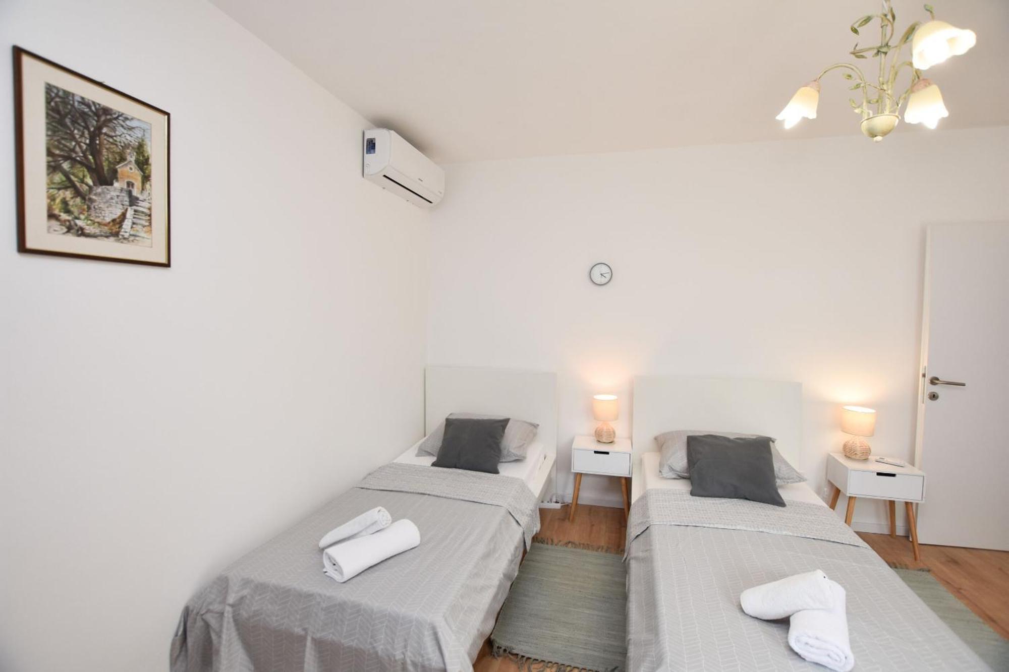 Apartments Dragica Primošten المظهر الخارجي الصورة
