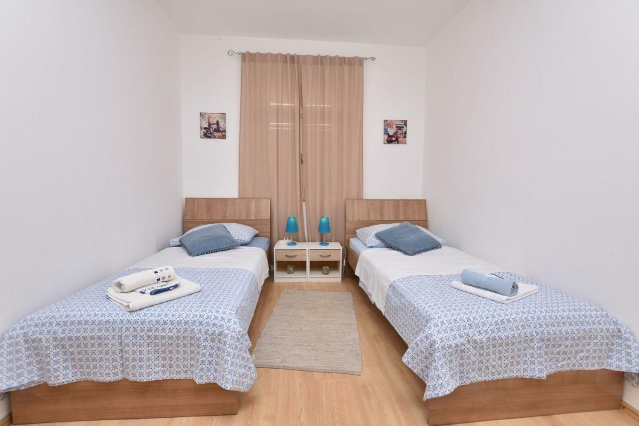 Apartments Dragica Primošten المظهر الخارجي الصورة